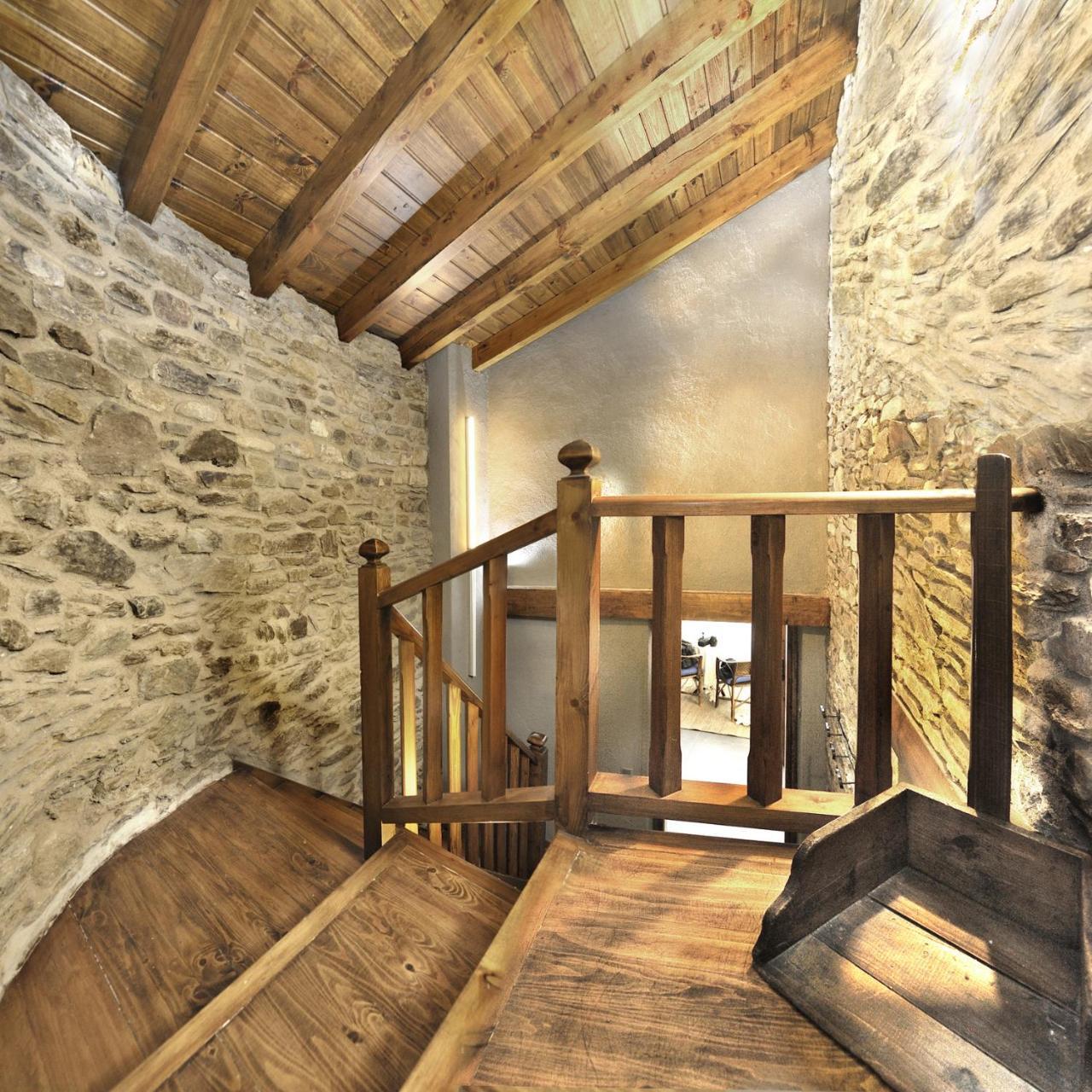 La Caseta De Queixans Con Chimenea Puigcerdà Dış mekan fotoğraf